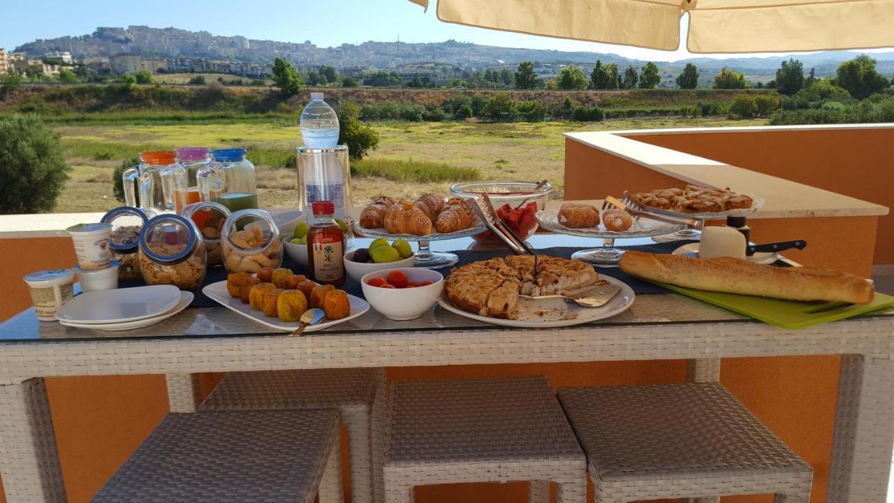 Locanda Degli Scrittori Агридженто Екстериор снимка